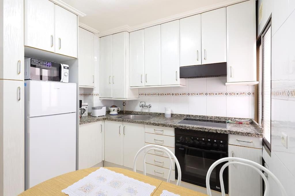 621B Acogedor Apartamento Oviedo Esterno foto